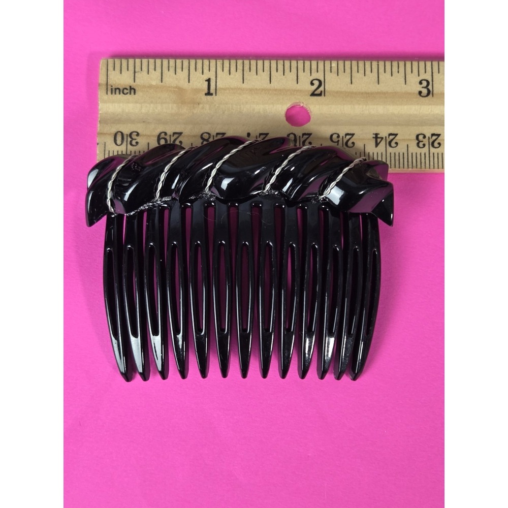 Two Vintage Mauritius Women's Hair Combs Plastic Black Gold Classic Retro - Picture 6 of 7